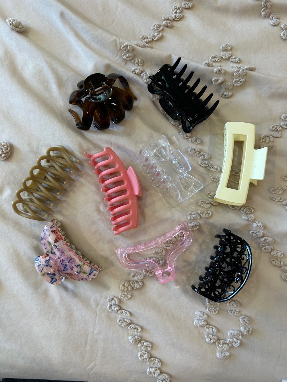 Assorted colorful claw clips